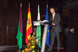 Intervención de Michael Krejza. Conferencia "Nuevos Entornos". 3º Congreso Internacional de Actividad Físico-Deportiva para Mayores de la Universidad de Málaga. Palacio de Ferias y Congresos de Málaga. Marzo de 2009