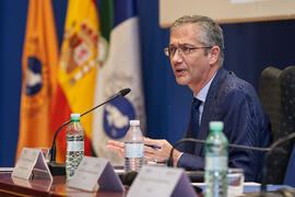 Conferencia de Pablo Hernández de Cos en la Facultad de Ciencias Económicas y Empresariales de la Universidad de Málaga. Paraninfo. Octubre de 2022
