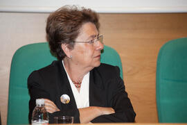 Presentación del catálogo de la exposición "Malaqa, entre Malaca y Málaga". Rectorado. Mayo de 2009