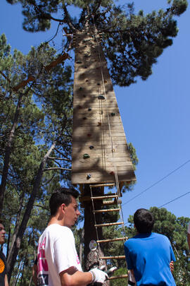 Actividad en Aventura Amazonia Marbella. Olimpiada Española de Economía, Fase Nacional. Marbella. Junio de 2015