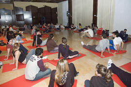 Taller de Yoga. 2º Congreso Internacional de Actividad Físico-Deportiva para Mayores de la Universidad de Málaga. Palacio de Ferias y Congresos de Málaga. Marzo de 2007