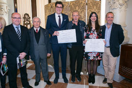 Foto de grupo tras la entrega de los II Premios de Investigación de la Cátedra de Estudios Cofrades. Ayuntamiento de Málaga. Marzo de 2018
