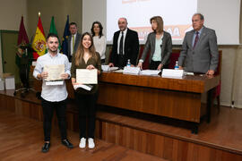 Entrega de la certificación "Alumno AAA". Facultad de Ciencias Económicas y Empresariales. Diciembre de 2019