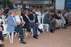 Asistentes al acto de bienvenida a los alumnos de intercambio internacional de la Universidad de Málaga. Jardín botánico. Octubre de 2016