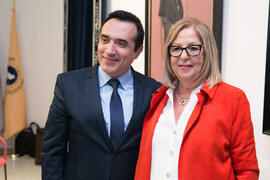 Adelaida de la Calle y Antonio Montiel. Presentación del cuadro de la rectora Adelaida de la Calle en la Galería de Rectores de la Universidad de Málaga. Edificio del Rectorado. Marzo de 2019