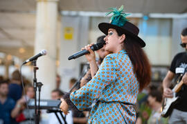 Concierto de Julia Martín. Festival solidario en los Baños del Carmen. Cursos de Verano de la Universidad de Málaga. Málaga. Julio de 2019