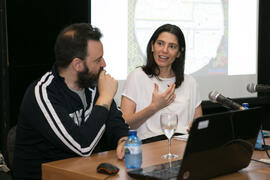 Mesa redonda: «La importancia de las redes sociales en el nuevo universo catódico». Curso "Las series televisivas: anatomía de un monstruo". Cursos de verano 2019 de la Universidad de Málaga. Marbella. Julio de 2019