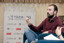 Aitor Sánchez en el coloquio "Dialogando para desmontar mitos sobre nutrición". Facultad de Medicina. Marzo de 2017