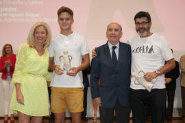 Entrega del Trofeo Rectora. Gala del Deporte Universitario. Escuela Técnica Superior de Ingeniería de Telecomunicaciones. Junio de 2015