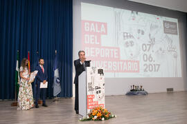 Javier Lozano Cid en la Gala del Deporte Universitario 2017. Escuela Técnica Superior de Ingeniería de Telecomunicaciones. Junio de 2017