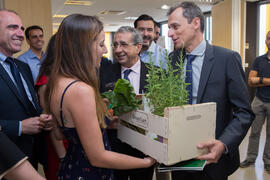 Visita de Pedro Duque, ministro de Ciencia, Innovación y Universidades, al edificio The Green Ray. Campus de Teatinos. Junio de 2018