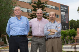 Foto de grupo. Facultad de Ciencias Económicas y Empresariales. Campus de El Ejido. Mayo de 2015