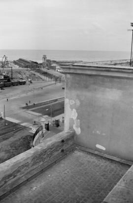 Málaga. Daños en la cubierta de la Hermandad de Pescadores como consecuencia del temporal de viento. Enero de 1963