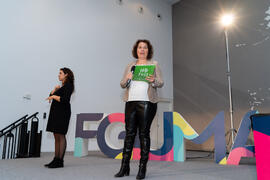 Ana Rosa del Águila presenta "Dialogando" con Ousman Umar. Facultad de Estudios Sociales y del Trabajo. Marzo de 2020