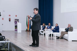 Marzo Edir Da Silva. Panel de expertos. 7º Congreso Internacional de Actividad Física Deportiva para Mayores. Escuela Técnica Superior de Ingeniería de Telecomunicaciones y de Informática. Noviembre de 2017