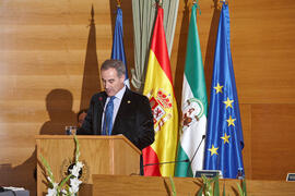Miguel Porras durante la investidura como Doctor "Honoris Causa" de D. Javier Aracil Santonja por la Escuela Técnica Superior de Ingeniería Industrial de la Universidad de Málaga. Rectorado. Diciembre de 2013