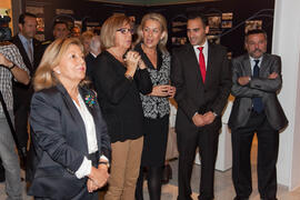 Inauguración de la exposición "UMA 40 años compartiendo futuro". Rectorado. Noviembre de 2012