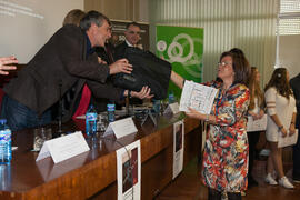 Entrega de premios a los alumnos ganadores de la VIII Olimpiada Local de Economía. Facultad de Ciencias Económicas y Empresariales. Febrero de 2016
