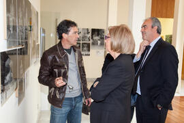Visita de D. Antonio Banderas a la exposición "Semana Santa, 1972. Universidad de Málaga, 40 años compartiendo futuro". Rectorado. Marzo de 2013