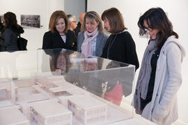 Inauguración de la exposición "Málaga, 50 años de la Facultad de Económicas" en el Archivo Municipal. Archivo Municipal. Noviembre de 2015