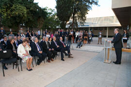 Antonio Campos en la presentación del árbol de Hipócrates donado por la isla de Kos. Facultad de Medicina. Octubre de 2017