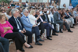 Asistentes al acto de bienvenida a los alumnos de intercambio internacional de la Universidad de Málaga. Jardín botánico. Octubre de 2016