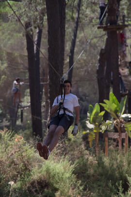 Actividad en Aventura Amazonia Marbella. Olimpiada Española de Economía, Fase Nacional. Marbella. Junio de 2015