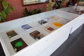 Exposición "Libros y luz para el tercer milenio". Biblioteca General. Abril 2015