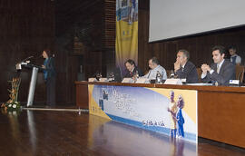 Ponencia de Rocío Fernández. Panel de Expertos. 2º Congreso Internacional de Actividad Físico-Deportiva para Mayores de la Universidad de Málaga. Palacio de Ferias y Congresos de Málaga. Marzo de 2007