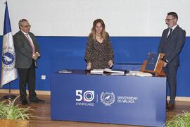 Toma de posesión de María del Mar Roldán García como profesora titular del Área de Lenguajes y Sistemas Informáticos de la Universidad de Málaga. Toma de posesión de nuevos catedráticos y profesores titulares de la Universidad de Málaga. Paraninfo. Noviembre de 2023