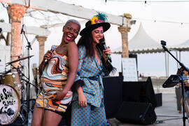 Concierto de Julia Martín. Festival solidario en los Baños del Carmen. Cursos de Verano de la Universidad de Málaga. Málaga. Julio de 2019
