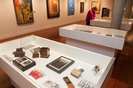 Inauguración de la exposición "UMA 40 años compartiendo futuro". Rectorado. Noviembre de 2012