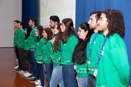 Personal voluntario en el acto de clausura del 6º Congreso Internacional de Actividad Física Deportiva para Mayores. Escuela Técnica Superior de Ingeniería de Telecomunicaciones y de Informática. Marzo de 2015