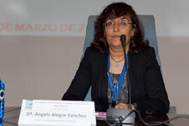 Àngels Alegre Sánchez. Acto de clausura del 4º Congreso Internacional de Actividad Físico-Deportiva para Mayores. Escuela Técnica Superior de Ingeniería Informática y Telecomunicaciones. Marzo de 2011