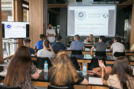 Taller «Retransmisiones deportivas. Del Periodismo al “infotainment”». Curso "Comunicación deportiva". Cursos de Verano de la Universidad de Málaga. Vélez-Málaga. Julio de 2019