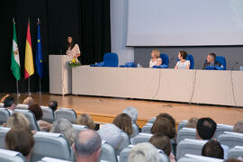 Intervención de Paloma Hueso. Graduación y clausura del curso del Aula de Mayores de la Universidad de Málaga. Campus de Teatinos. Junio de 2018