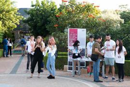 Welcome to UMA. Bienvenida a los alumnos de intercambio internacional de la Universidad de Málaga. Jardín botánico. Octubre de 2017
