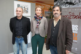 Eugenio José Luque, María Chantal Pérez y Ángel Idígoras en la inauguración de la exposición "Idígoras y Pachi. 50 años de la Facultad de Ciencias Económicas y Empresariales". Facultad de Económicas. Enero de 2016