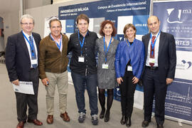 Foto de grupo. 6º Congreso Internacional de Actividad Física Deportiva para Mayores. Escuela Técnica Superior de Ingeniería de Telecomunicaciones y de Informática. Marzo de 2015