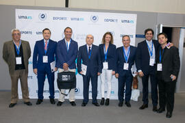 Foto de grupo. 7º Congreso Internacional de Actividad Física Deportiva para Mayores. Escuela Técnica Superior de Ingeniería de Telecomunicaciones y de Informática. Noviembre de 2017
