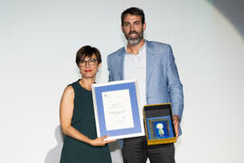 Entrega del premio a la Mejor Trayectoria Deportiva a Bernardo Rodríguez "Berni". Gala del Deporte Universitario 2019. Escuela Técnica Superior de Ingeniería de Telecomunicaciones. Junio de 2019