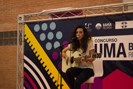 Concierto del III Certamen de Cantautores Destino UMA. Jornadas de Puertas Abiertas de la Universidad de Málaga. Complejo Polideportivo Universitario. Abril de 2015