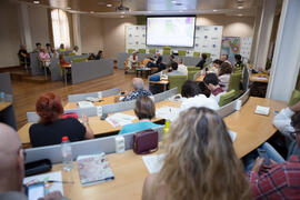 Mesa redonda: «¿El periodismo bajo sospecha?». Curso "La verdad de las mentiras". Cursos de Verano de la Universidad de Málaga. Málaga. Julio de 2019