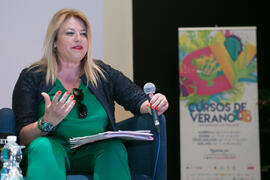 Flor de Torres. Ponencia de Mabel Lozano, "Trata de mujeres con fines de explotación sexual". Curso "Mujeres frente a la violencia". Cursos de verano 2018 de la Universidad de Málaga. Marbella. Julio de 2018