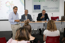Presentación del taller «Los derechos humanos en la frontera». Curso "La inmigración de personas vulnerables". Cursos de Verano de la Universidad de Málaga. Vélez-Málaga. Julio de 2019