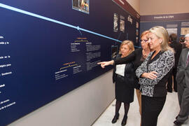 Inauguración de la exposición "UMA 40 años compartiendo futuro". Rectorado. Noviembre de 2012