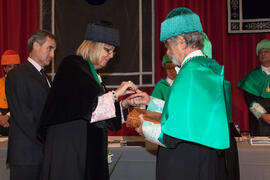 Investidura como Doctor "Honoris Causa" de D. Humberto Maturana Romesín y D. José Gimeno Sacristán por la Universidad de Málaga. Facultad de Derecho. Noviembre de 2010