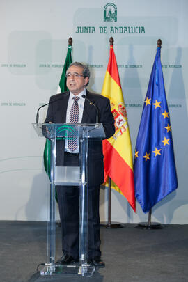 José Ángel Narváez en su toma de posesión como Rector de la Universidad de Málaga. Palacio de San Telmo, Sevilla. Enero de 2016