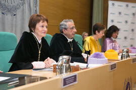 María Vicenta Mestre y José Ángel Narváez. Investidura como Doctor "Honoris Causa" de Heliodoro Carpintero Capell por la Facultad de Psicología de la Universidad de Málaga. Edificio del Rectorado. Mayo de 2019