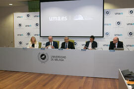 Acto de la Fundación Lágrimas y Favores. Entrega de los Premios de Investigación de la Cátedra de Estudios Cofrades. Rectorado. Abril de 2019